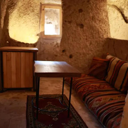Peruna Cave Hotel