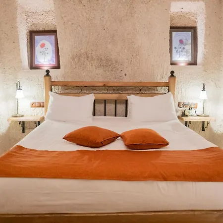 Hotel Peruna Cave