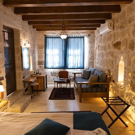 Peruna Cave 酒店 *