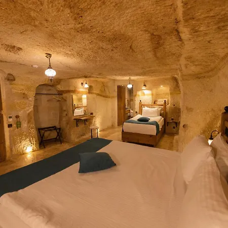 Peruna Cave * Goreme