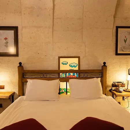 Peruna Cave Hotel