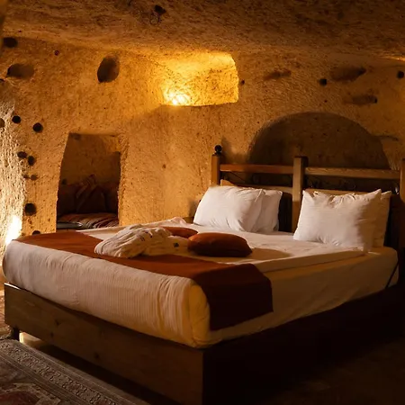 Peruna Cave * Göreme