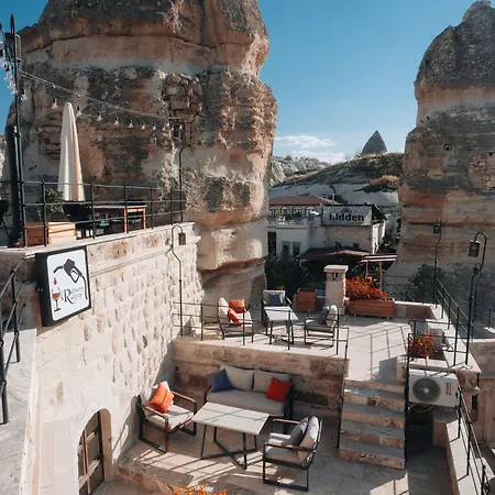 Hotel Peruna Cave *